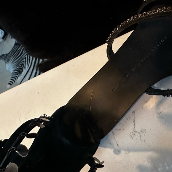 Giuseppe Zanotti Embellished Gladiator Sandals - Picture 4 of 4